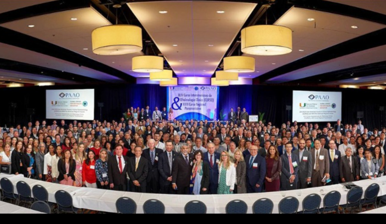 Explorando innovaciones y conexiones en Bascom Palmer 2023