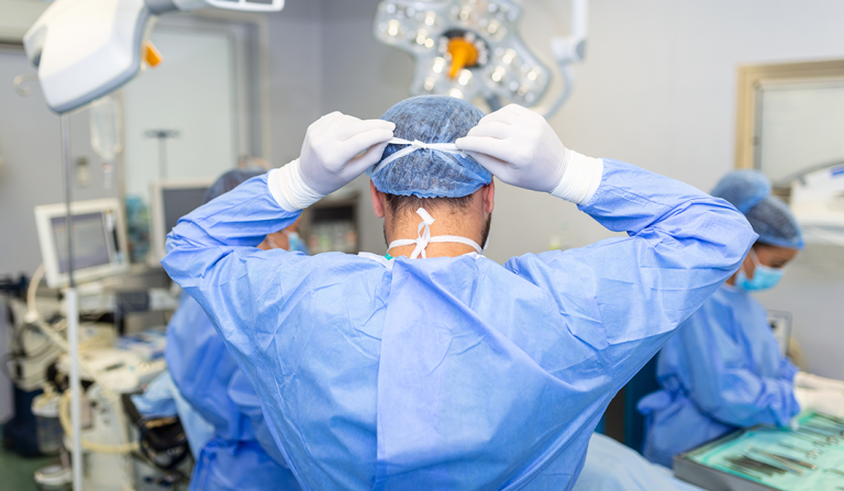 Ligadura en reloj de arena para controlar el flujo en glaucoma